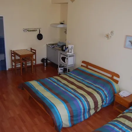 Chateau De Faudade מלון 4*